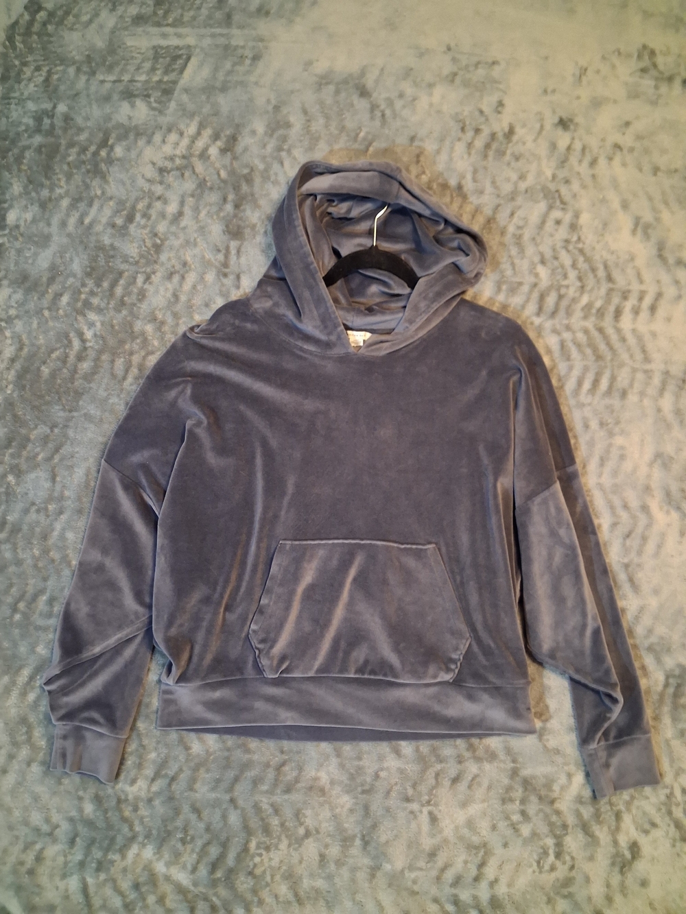 American Eagle Hoodie Womens Medium Gray Plush Relaxed Sleeve Kangaroo Pocket